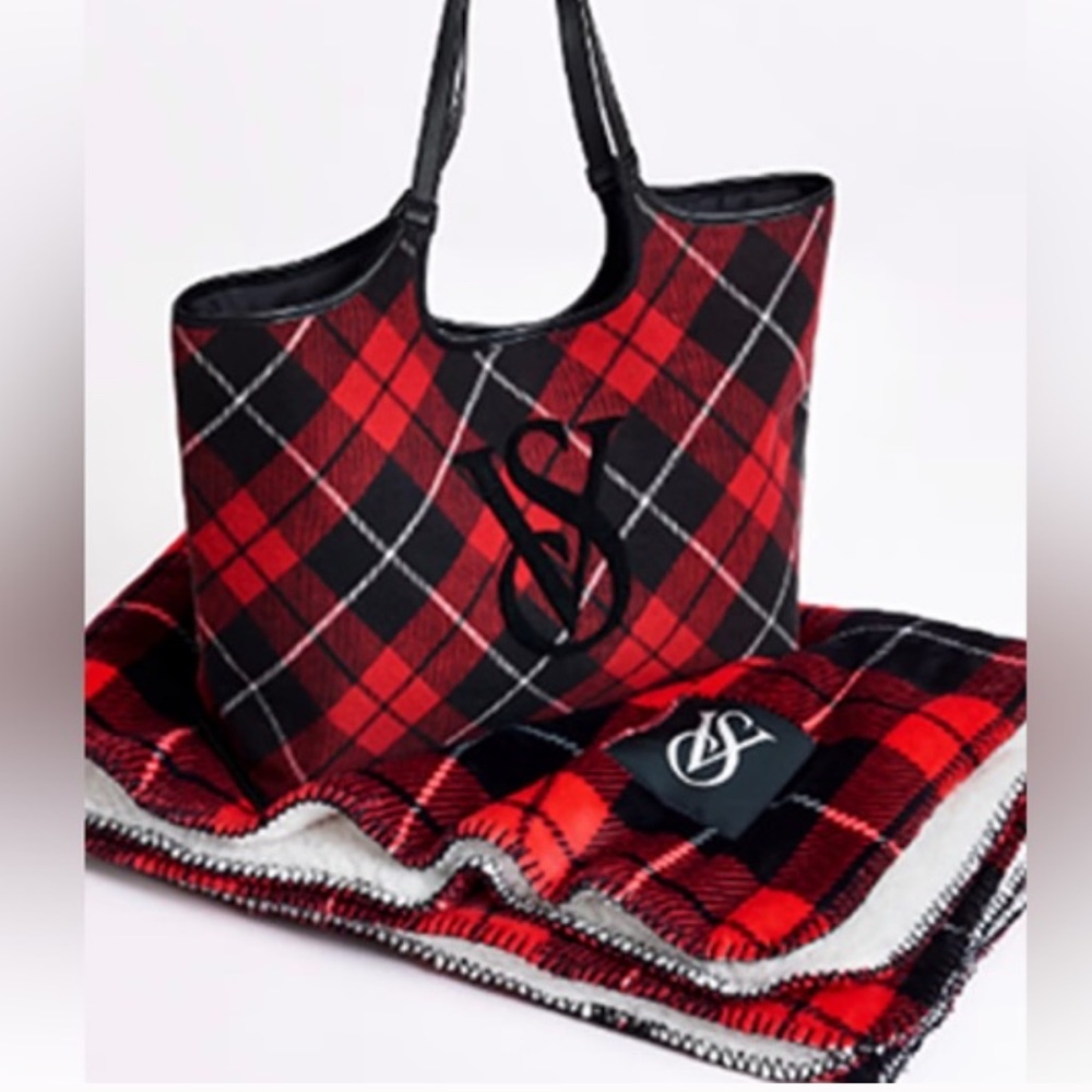 victoria secret tote